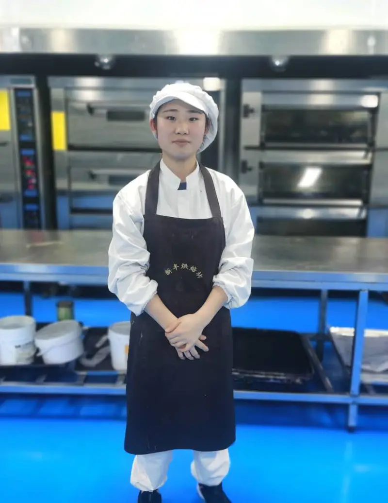 王茹，保定市新丰奶糕店